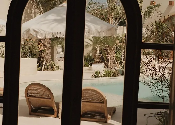 Baori (adults Only) * Uluwatu